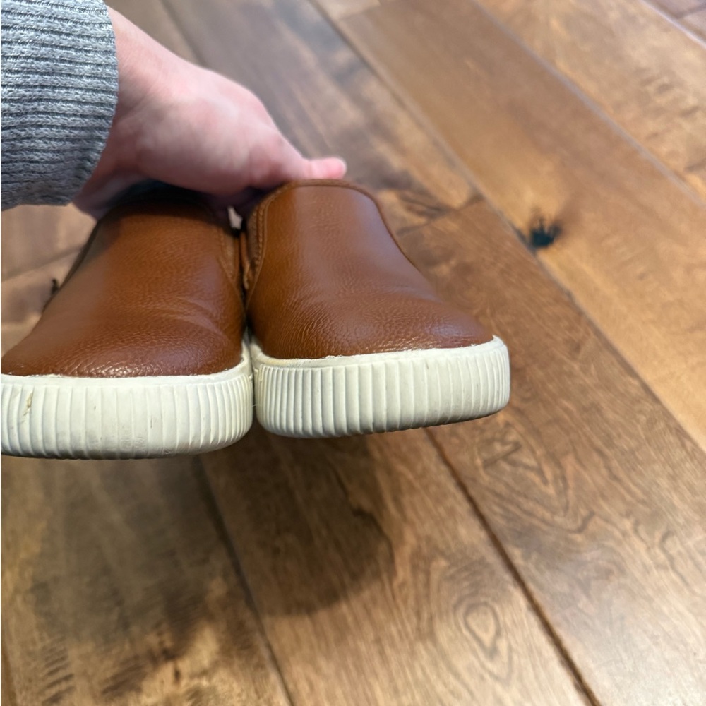 Carter’s kids Leather Casual Shoes in Brown - Picture 2 of 5